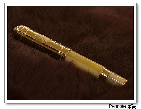 Aurora Pope 教宗 Limited Edition